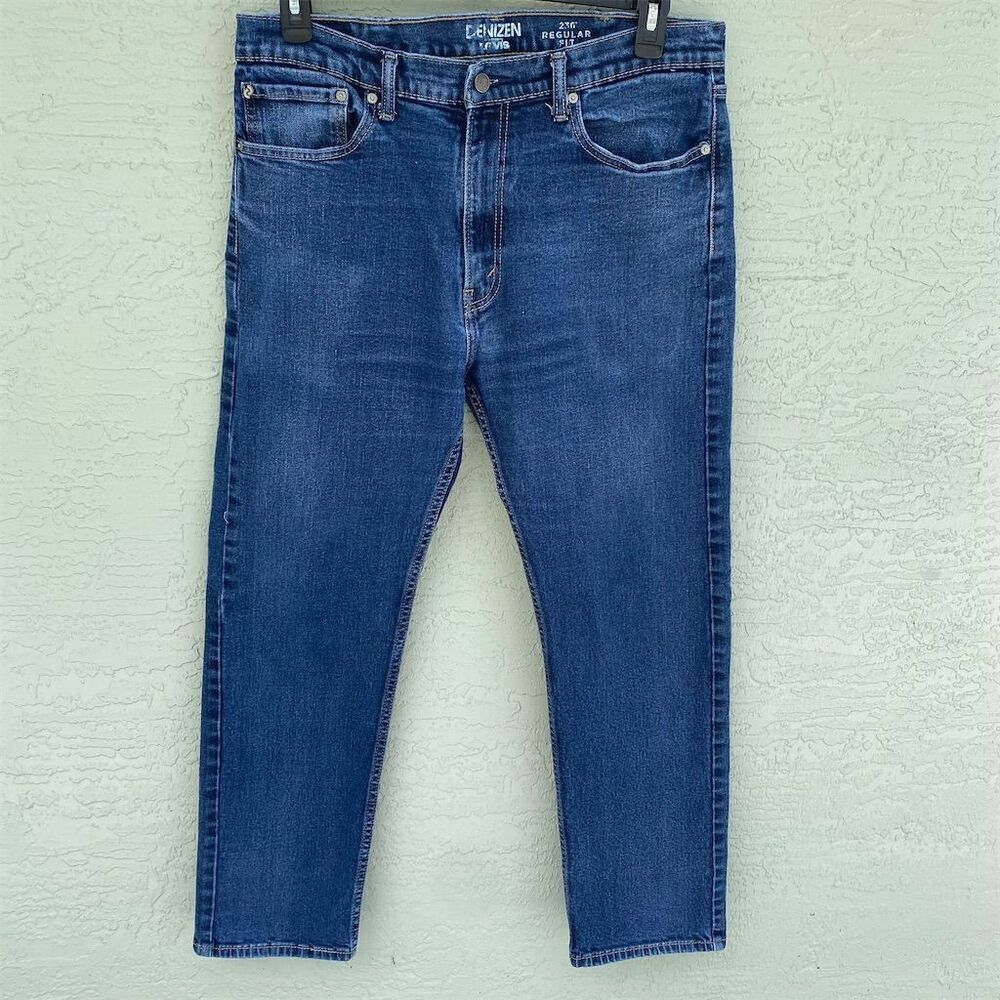 Levi's Denizen Men's Straight Fit Jeans Blue Size 38x32 Denim Riveted